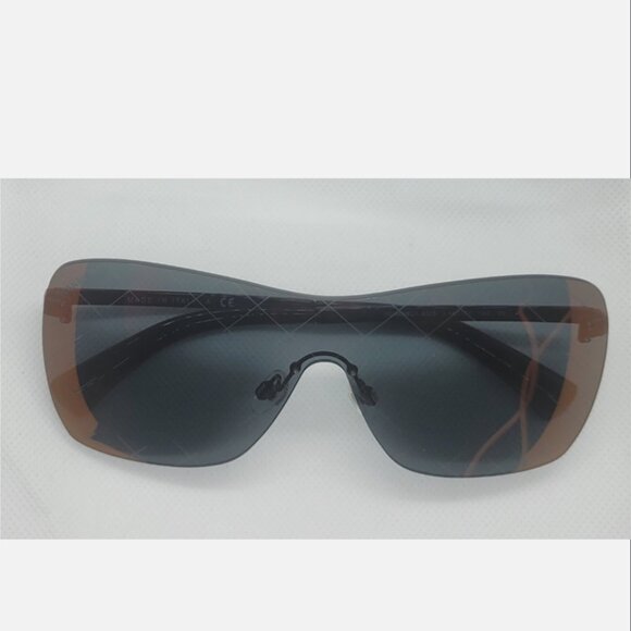 CHANEL CH4215 c.467/C1 QUILTED MIRRORED CROSSHATCH RUNWAY sunglasses EUC - Picture 6 of 16